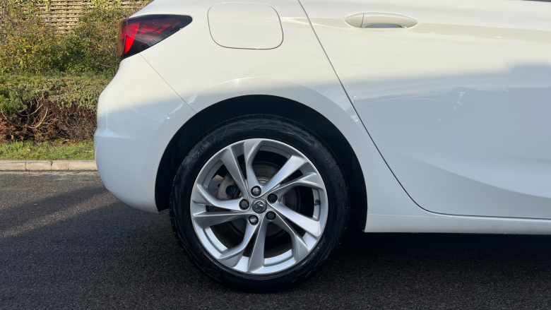 Vauxhall Astra 1.2 Turbo 145 SRi 5dr Petrol Hatchback